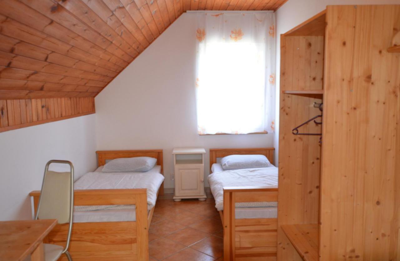 Cztery Wiatry Apartment Jaroslawiec Bagian luar foto