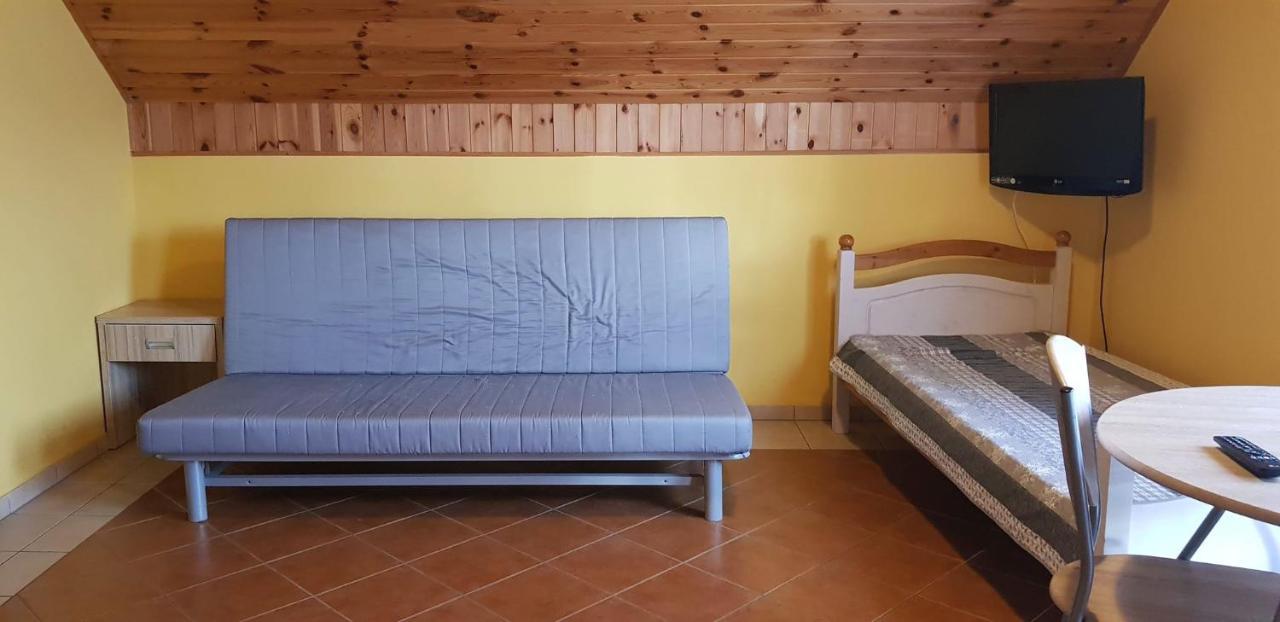 Cztery Wiatry Apartment Jaroslawiec Bagian luar foto